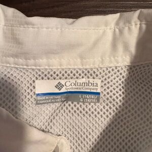 Boys Columbia white PFG long sleeve button down fishing shirt. Size 14/16
